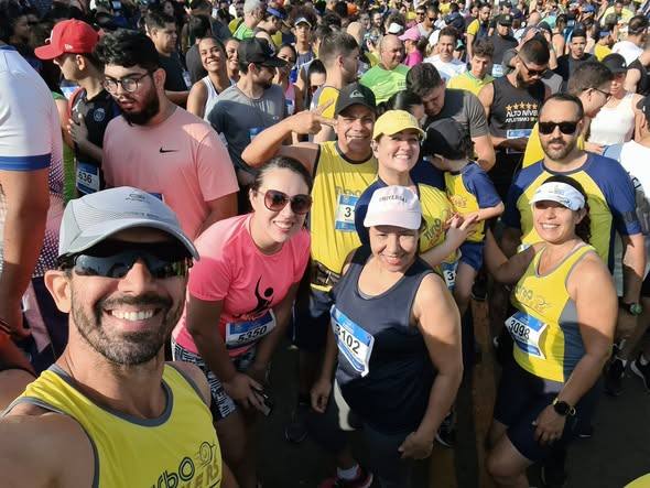 Integrantes da Turbo Runners na largada de uma prova